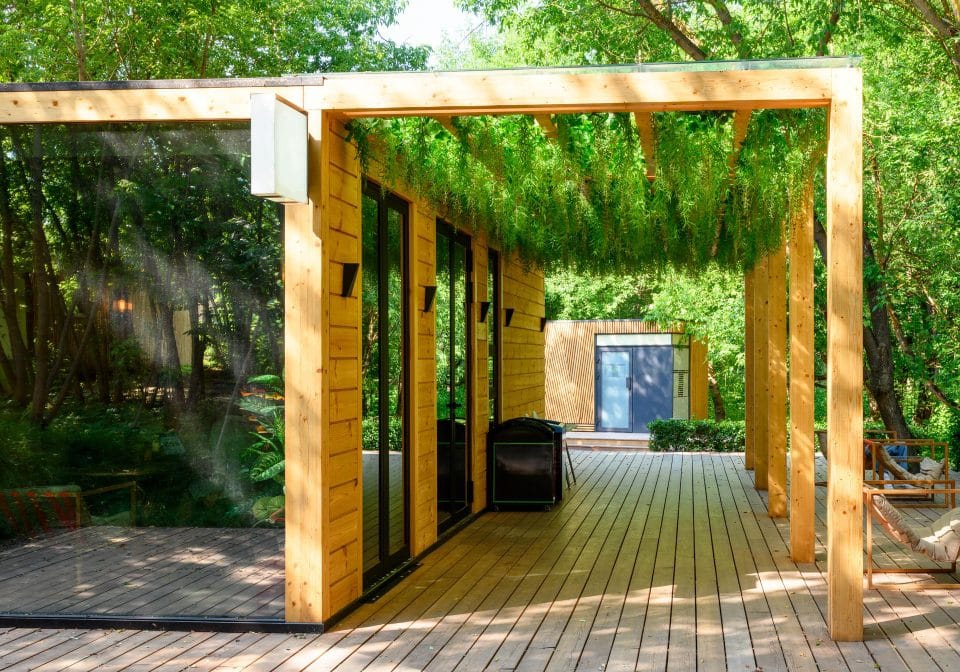 La pergola bioclimatique séduit de plus en plus
